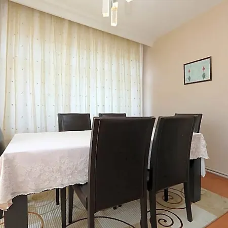 Flat With Two Living And Balcony In Uskudar *