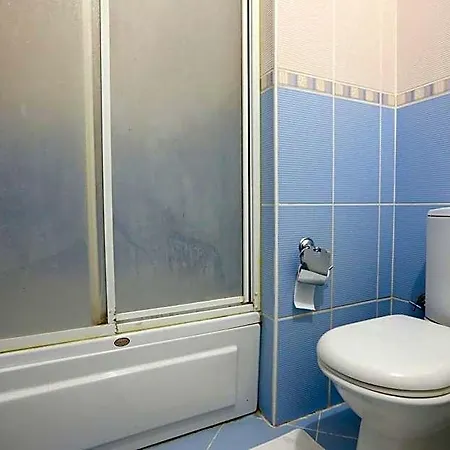 Flat With Two Living And Balcony In Uskudar