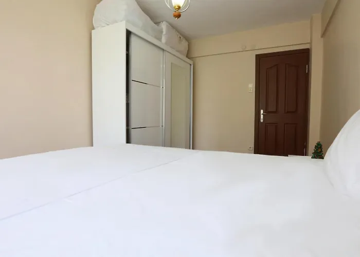 Apartmán Flat With Two Living And Balcony In Uskudar