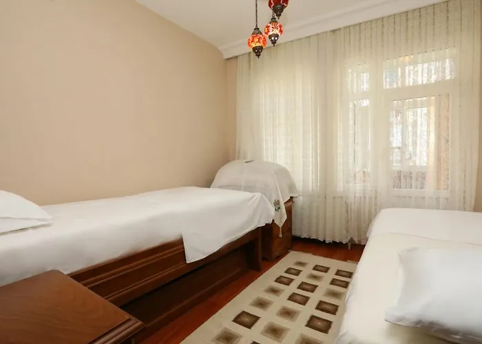 Flat With Two Living And Balcony In Uskudar *